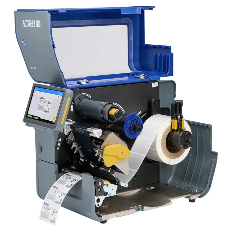 De Brady i7500-printer. Het luik is open en laat de onderdelen binnenin zien.